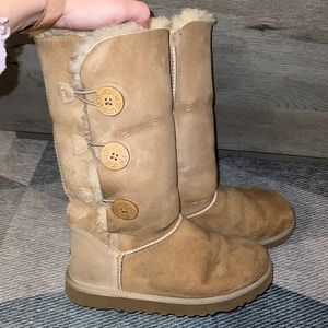 Ugh Bailey Triple Button Sand